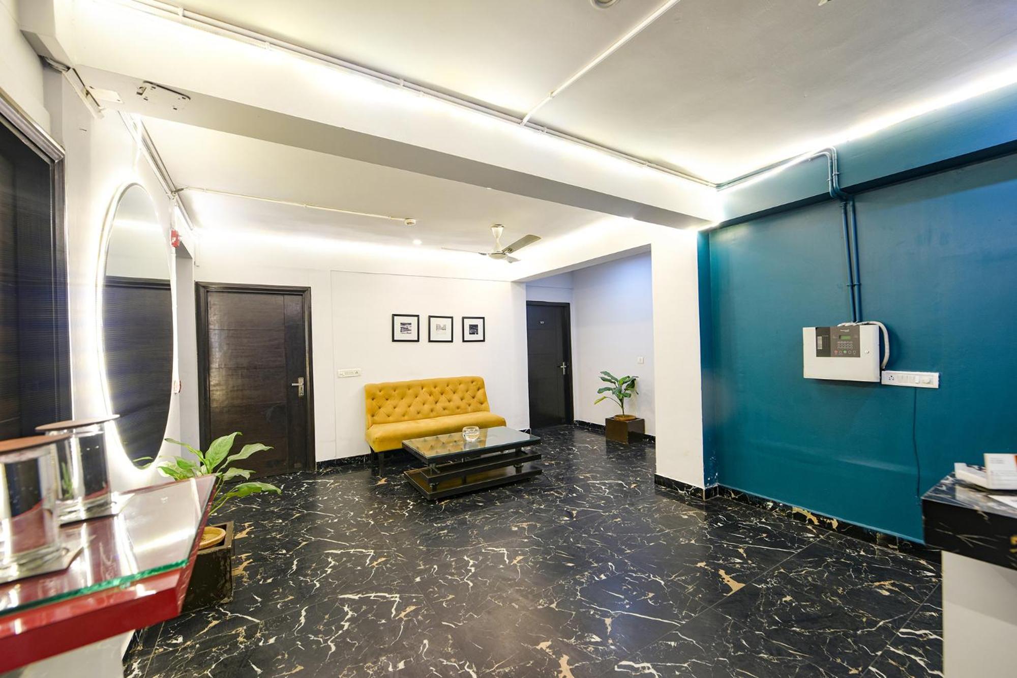 Fabhotel City Suits Gurgaon Bagian luar foto